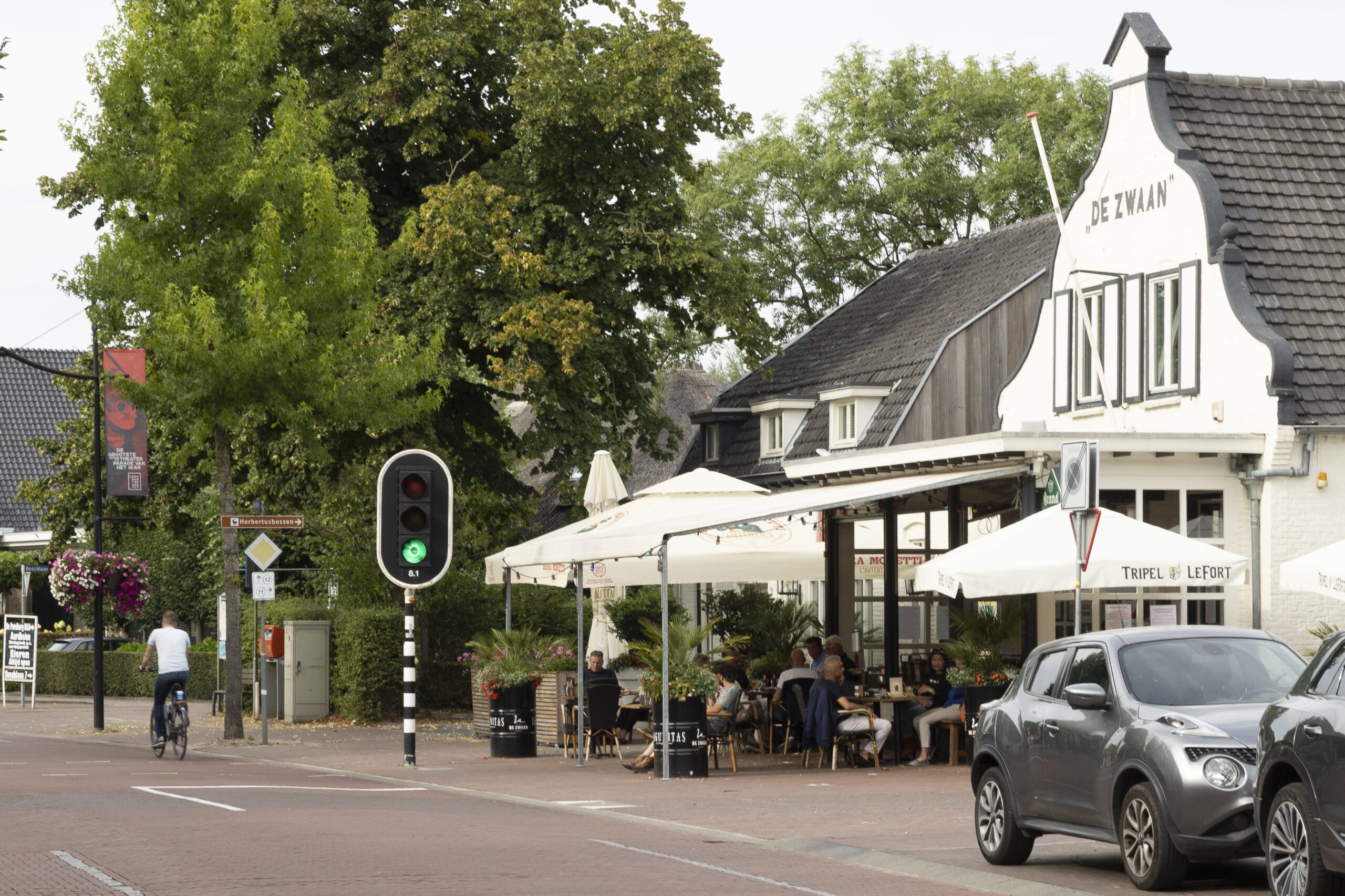 Genoeg eet- en drinkgelegenheden dicht bij 't Laar