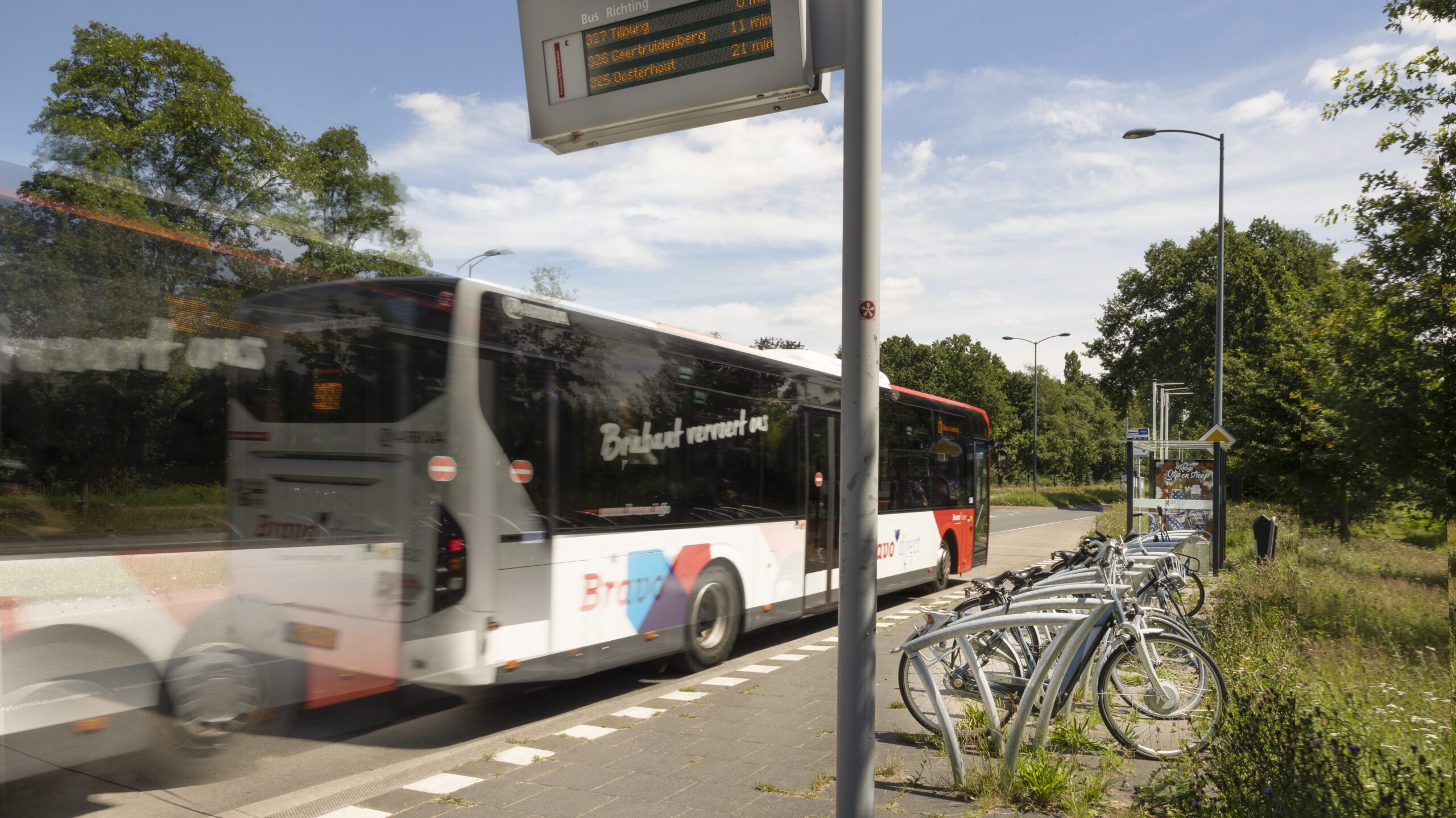 Oosterhout is goed bereikbaar met het OV