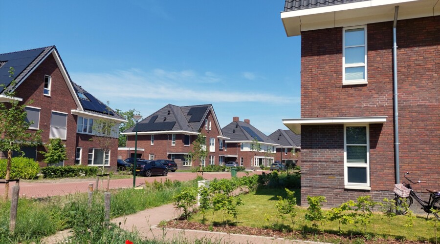 Straatbeeld in nieuwbouwwijk Ekerschot te Oirschot