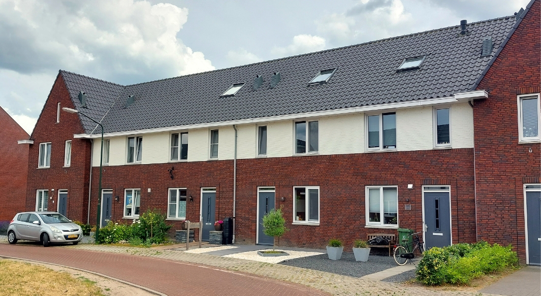 Sommige hoekwoningen kregen een gedraaide kap als accent