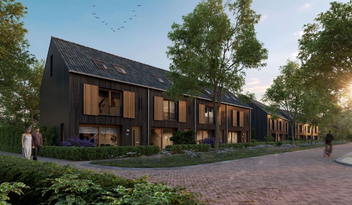 De donkere, houten gevelbekleding en lichte luiken geven de huizen een karakteristieke uitstraling