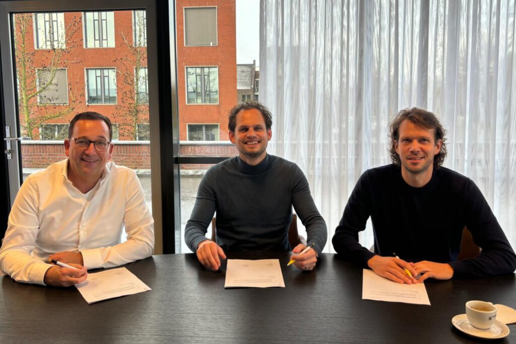 Aanneemovereenkomst nieuwbouw Eindhoven woningbouwproject Strijpsestraat huurwoningen Bouwbedrijf van Stiphout PM+ van Abbe Jeroen van Stiphout Joost Engelen Reinier van Abbe